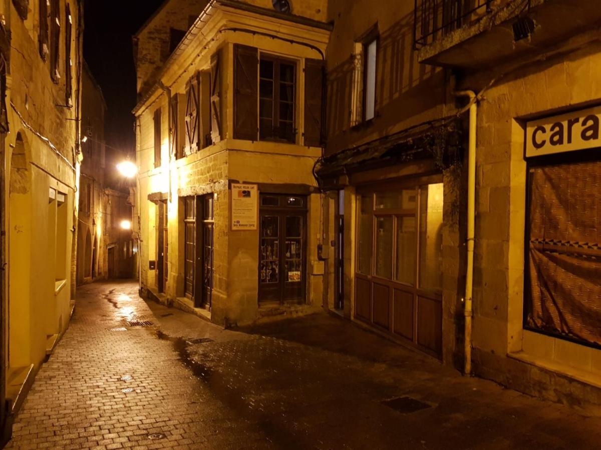 Maison De Caractere Au Coeur De La Cite Medievale De Gourdon Zewnętrze zdjęcie